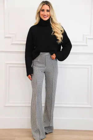 Chic Focus Turtleneck Sweater: Black